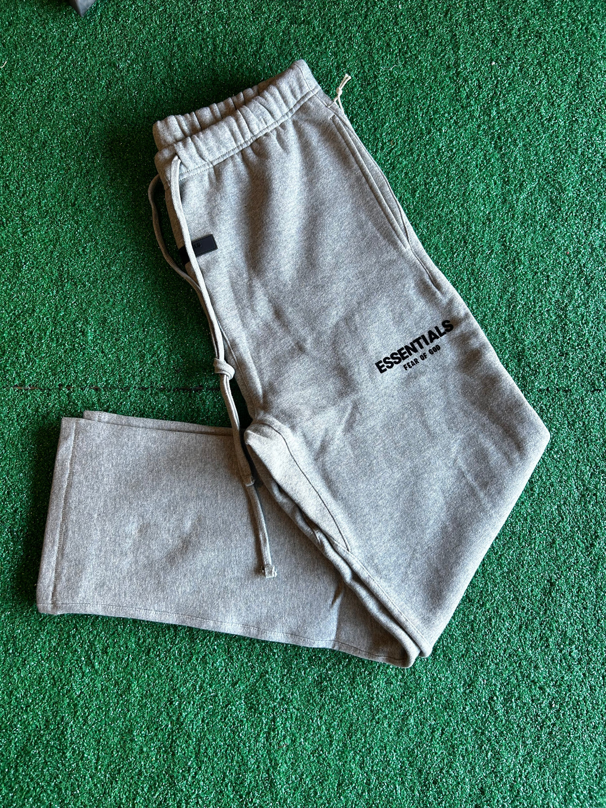 Essential Sweats SS22 ‘Dark oatmeal’ (Relaxed fit)