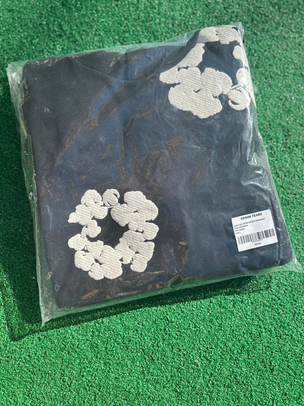 Denim tear Black /White 2025