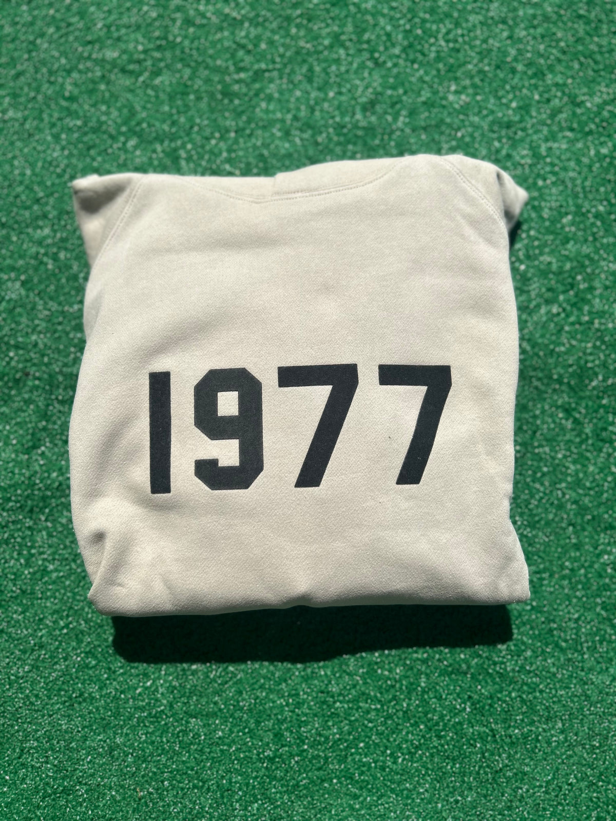 1977 Essential ‘Wheat’