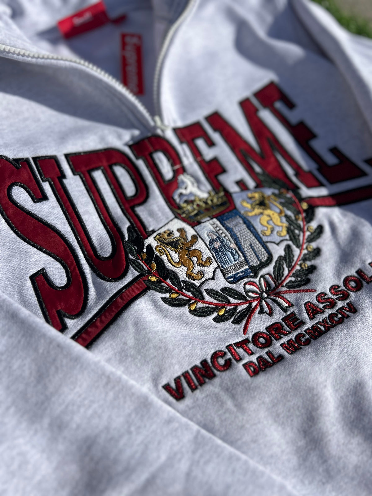 Supreme Quater Zip