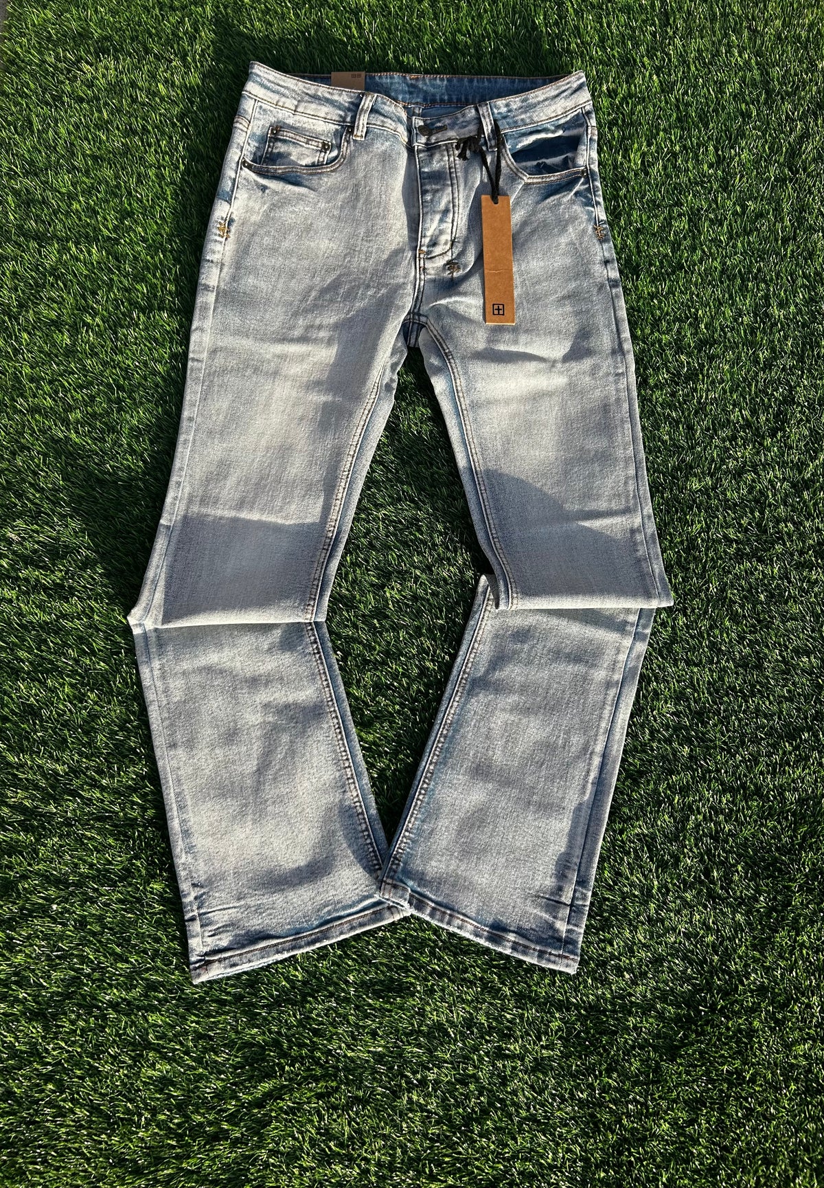 Kusubi Jeans Flared 'light washed'
