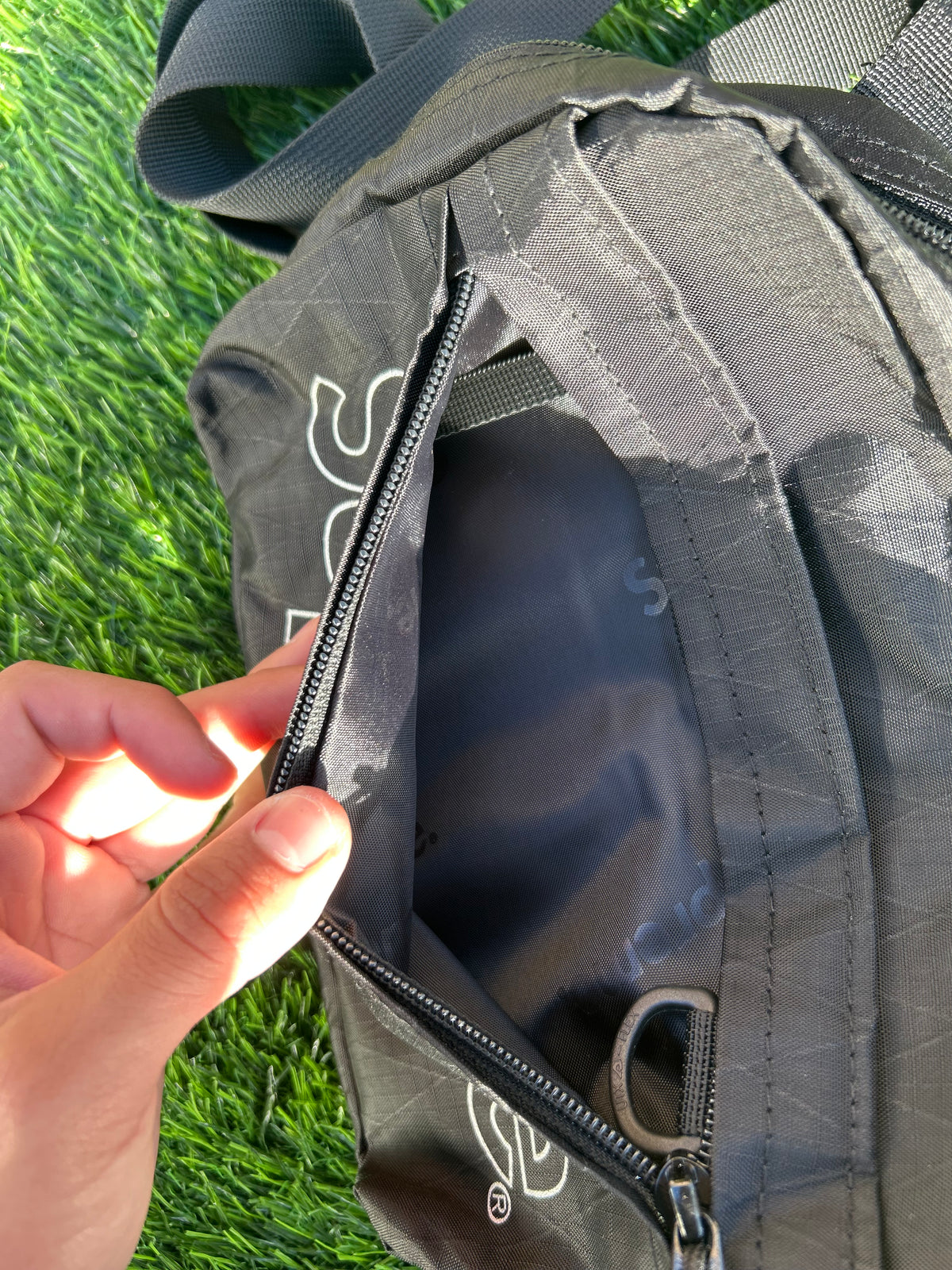 SUPREME shoulder bag