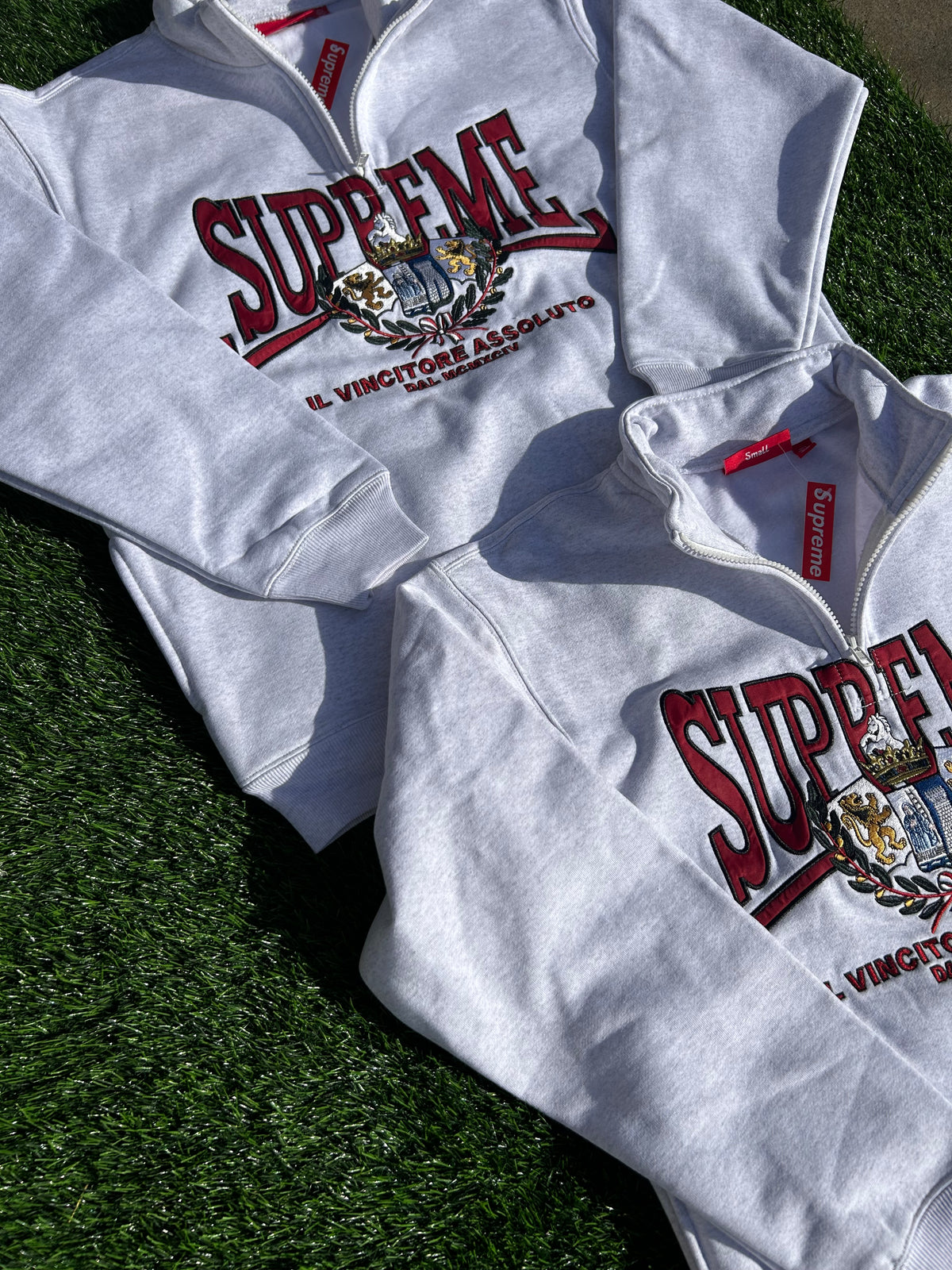 Supreme Quater Zip