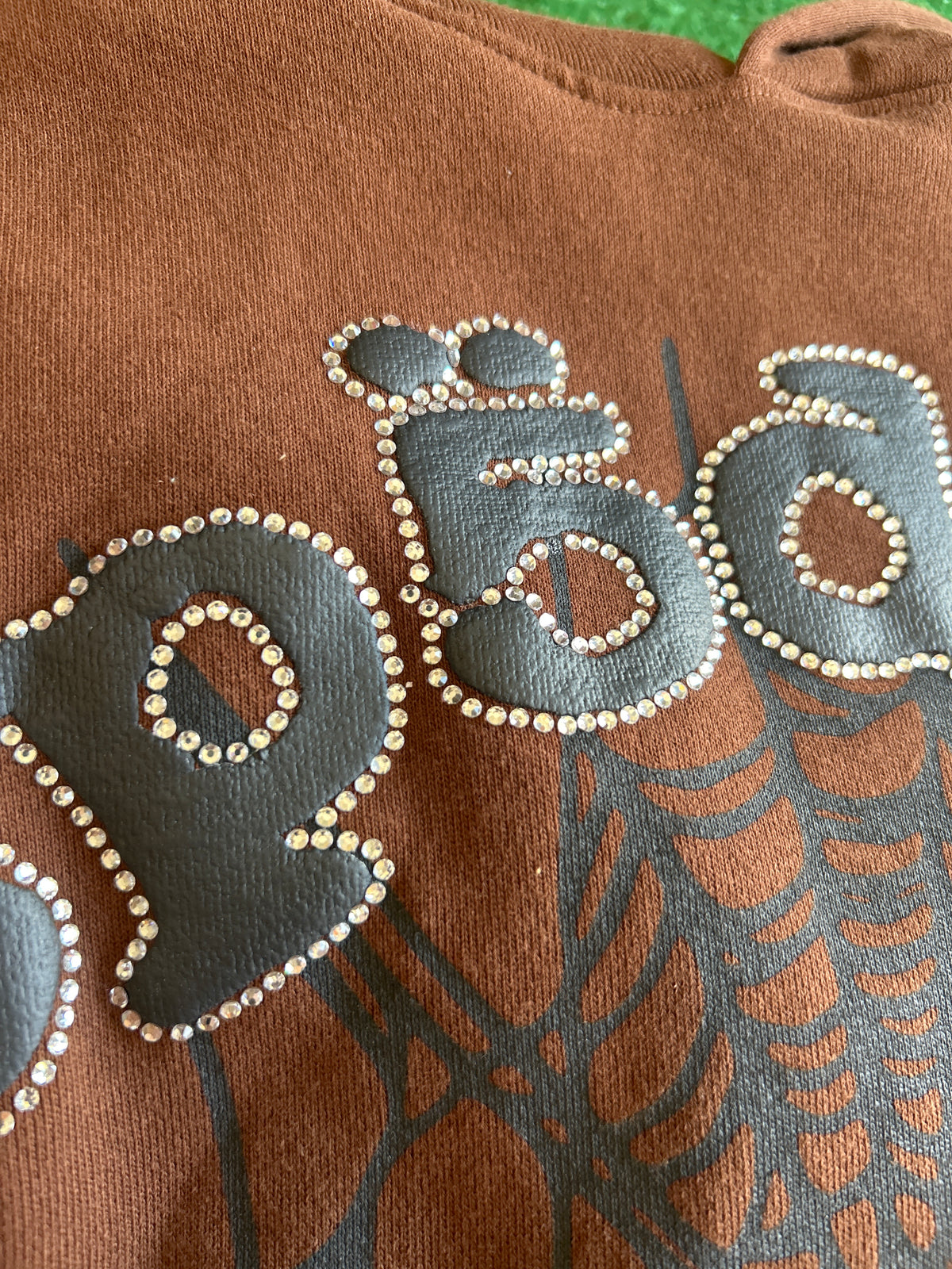 Brown rhinestone SP5DER