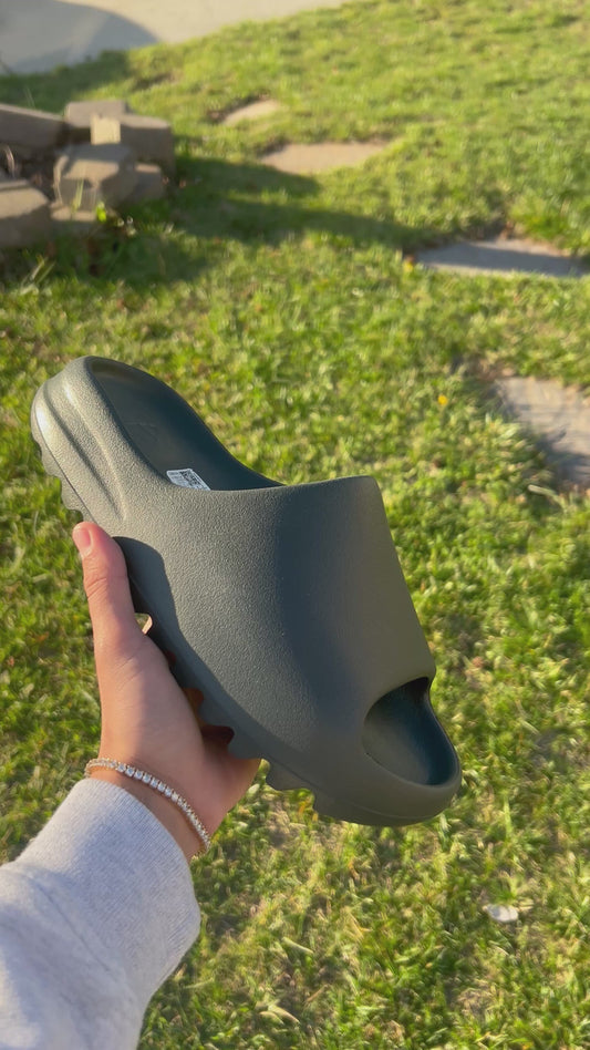 YZY SLIDES Dark onyx